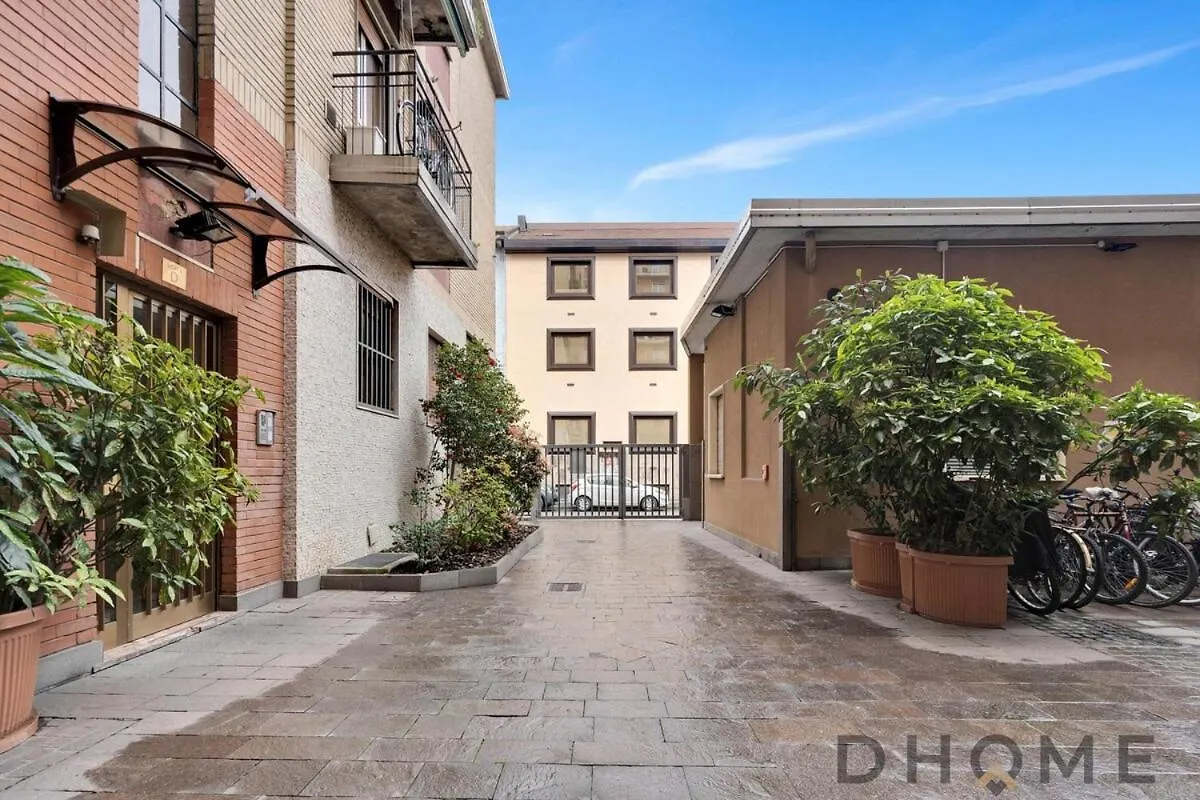 Flu10 -Crescenzago- Bright - Wi-Fi - Apartment Milan 0*,